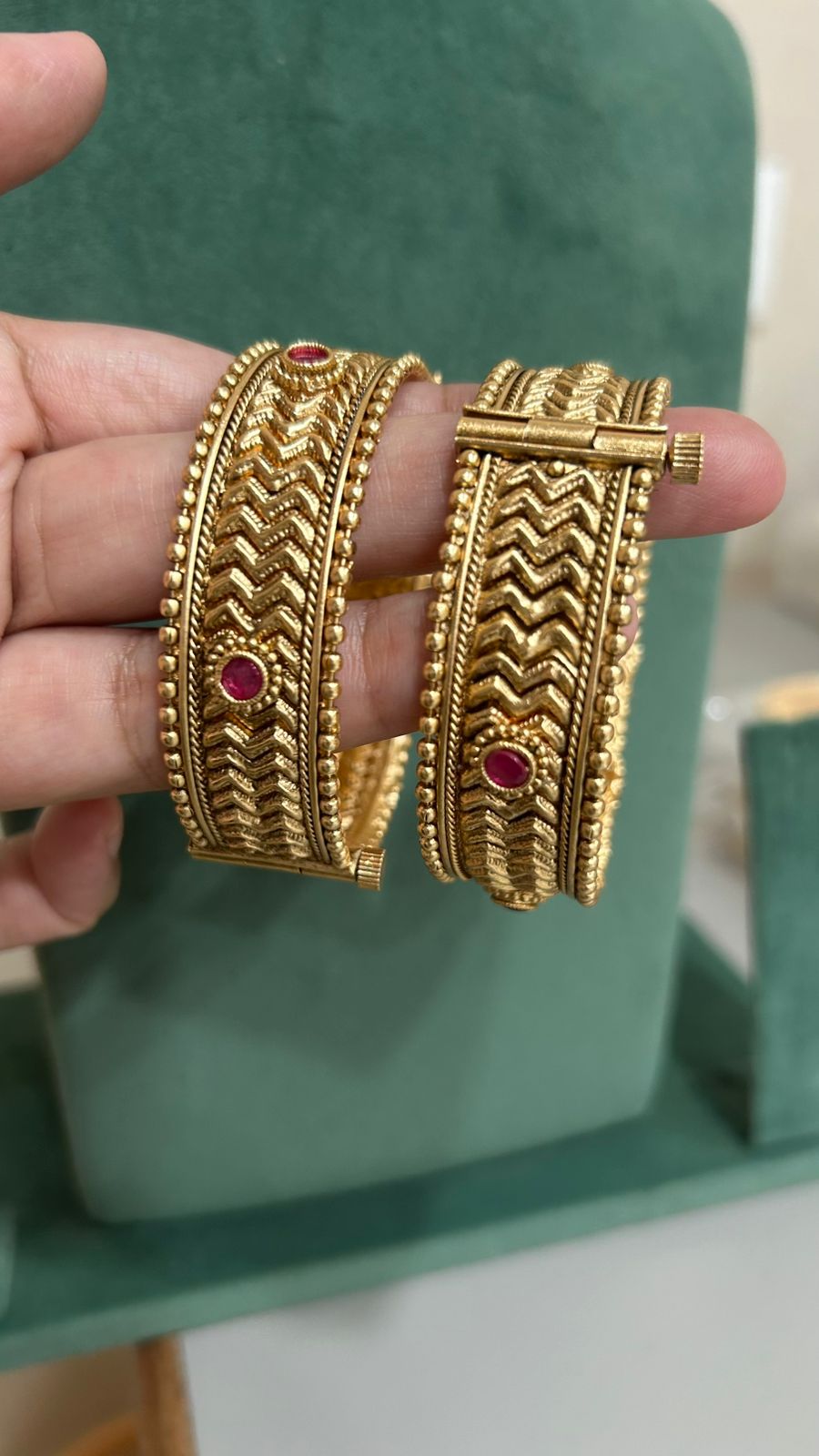 Heritage Bangle 05