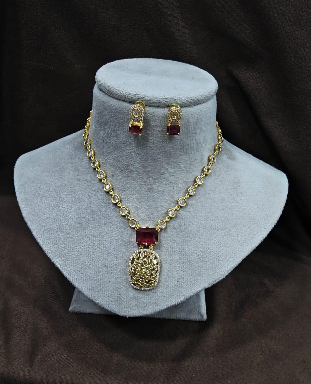 Gold Necklace Set