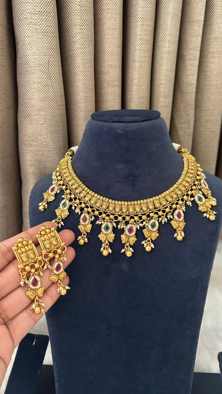 Antique Gold Set