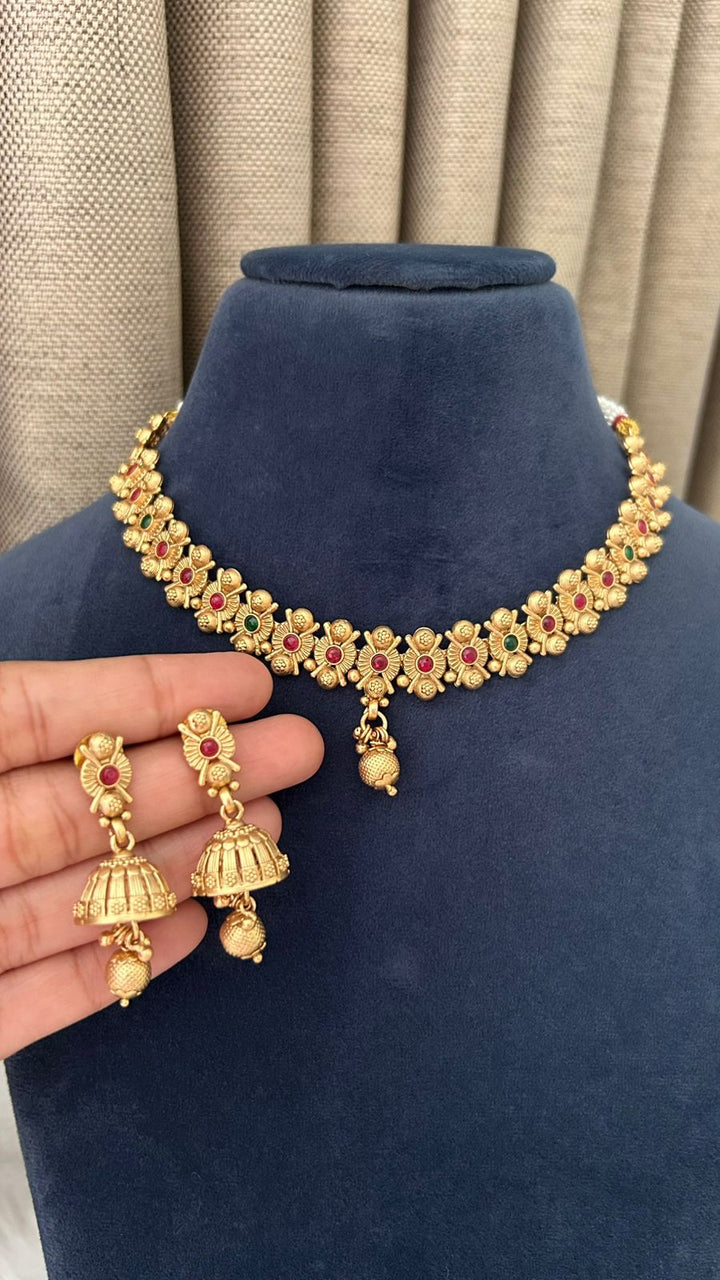 Antique Chic Gold Set