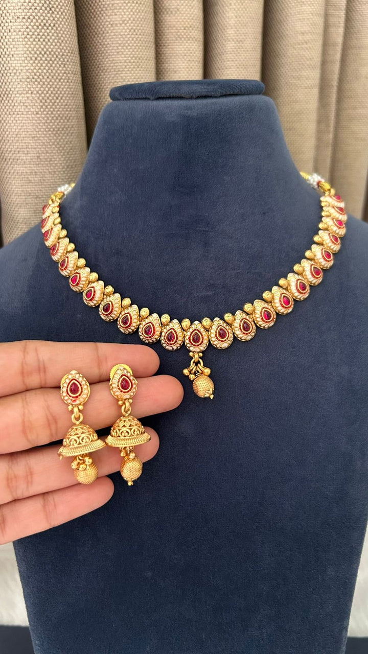 Antique Gold Chic Set